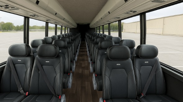 belleville 15 passenger minibus rental